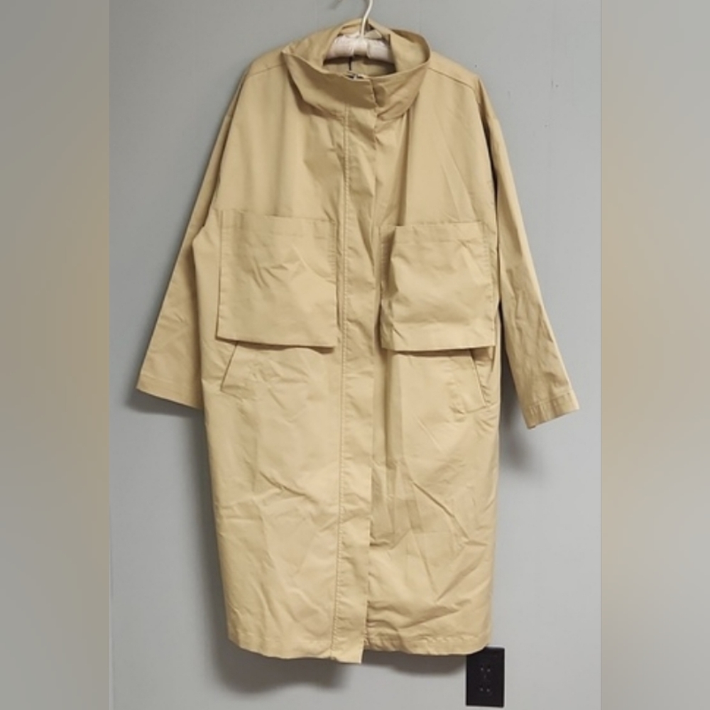 ZARA Yellow coat Chest Measures 27.  Tag says s-xs.  NWT